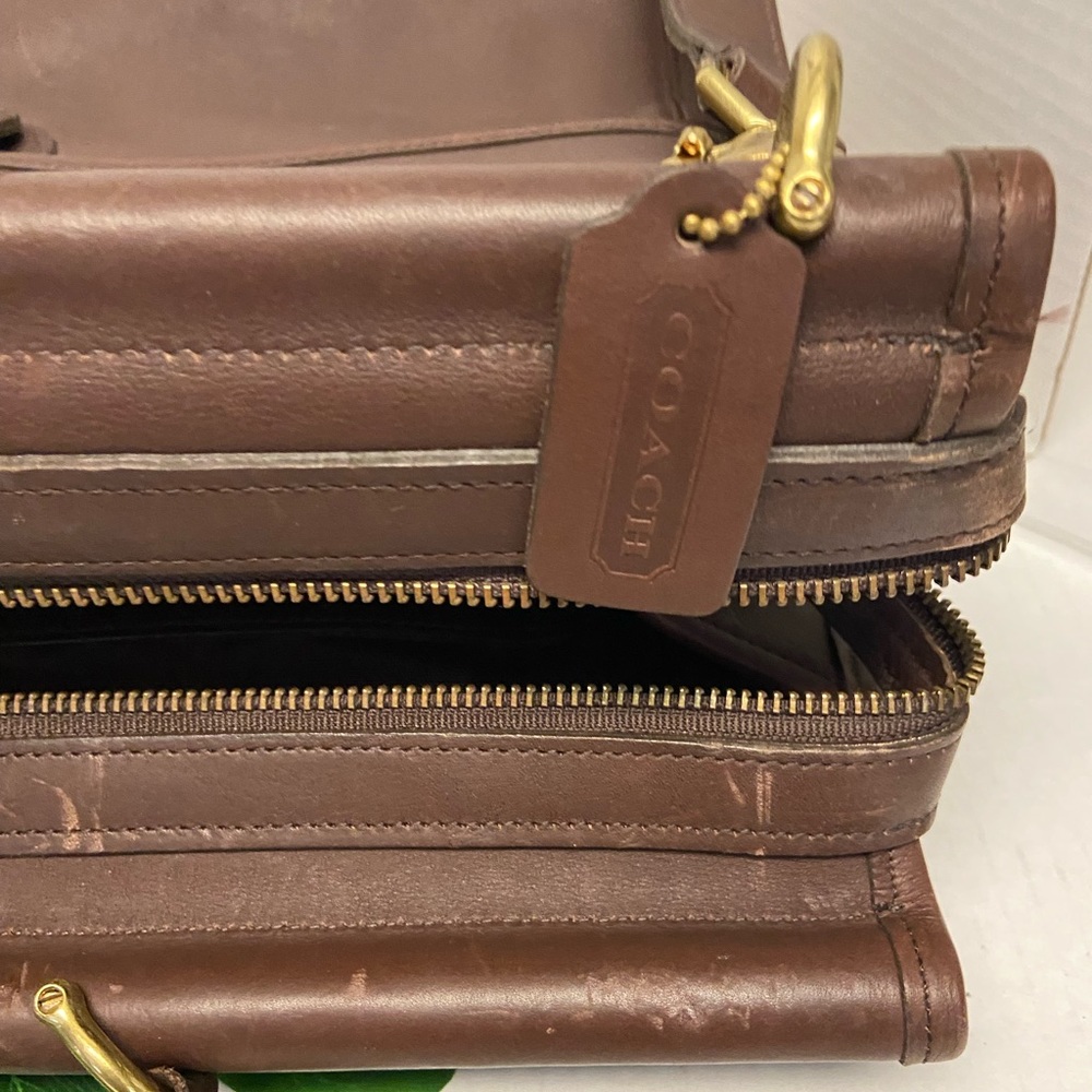 COACH Unisex All Leather Briefcase Lap Top Bag w/ Shoulder strap - Picture 4 of 16